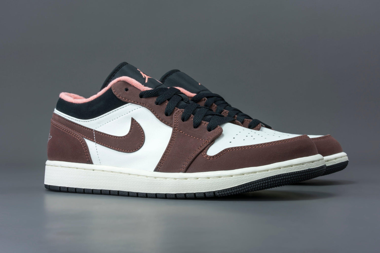 nike air jordan 1 low mocha