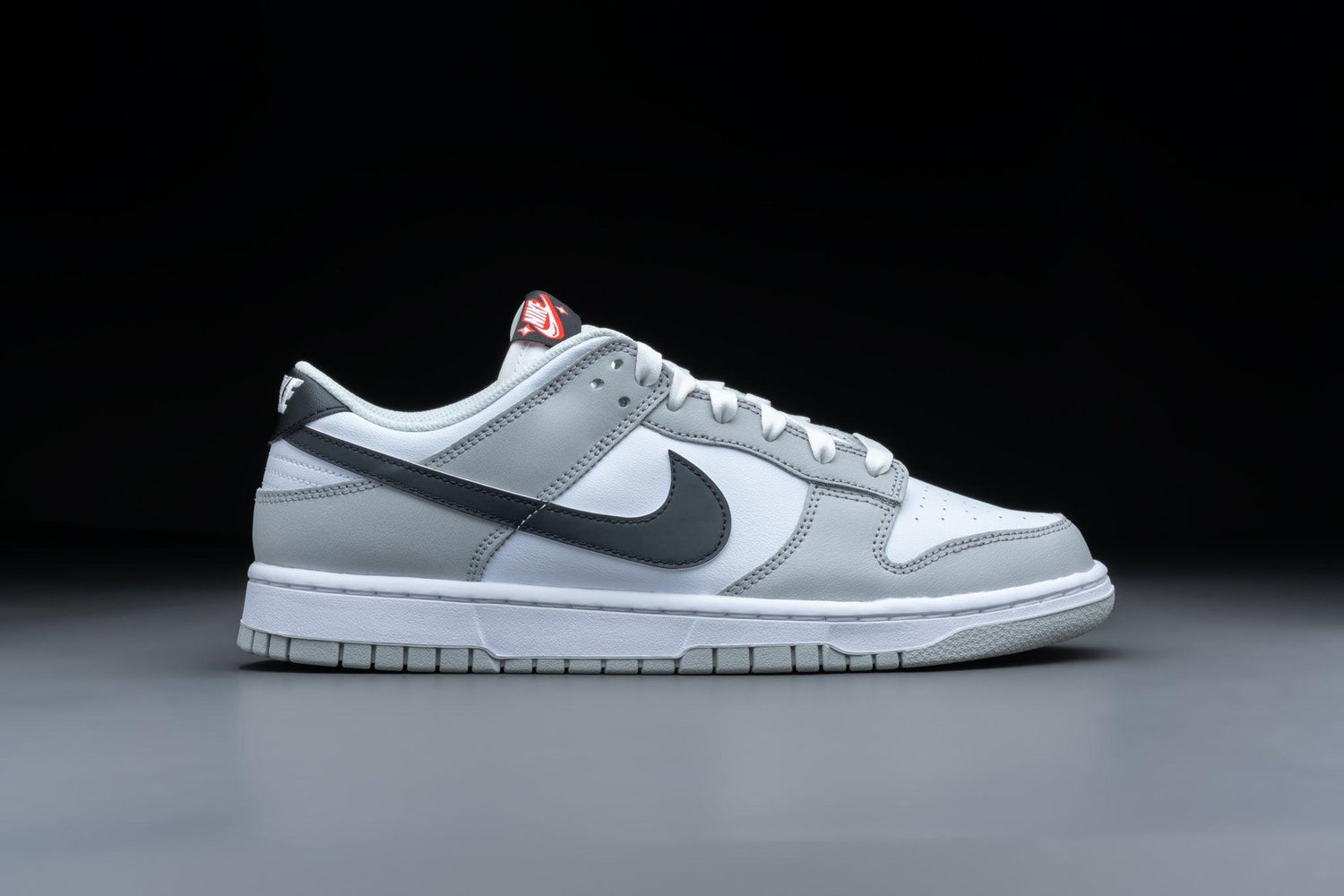 dunk low se 'lottery pack - grey fog'