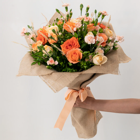 Hand-tied flower bouquets_Farmerr