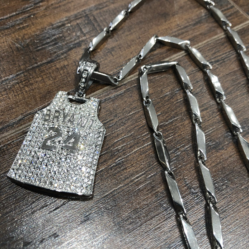 Kobe Bryant Chain + Pendant (Silver)