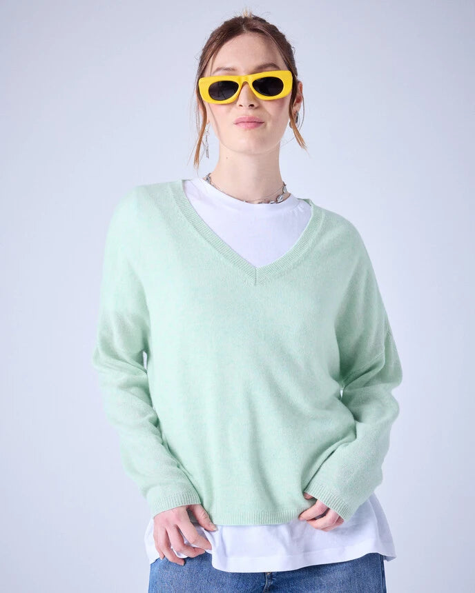 Alicia Cashmere V-Neck Sweater in Cloudy Mint, from Absolut Cashmere