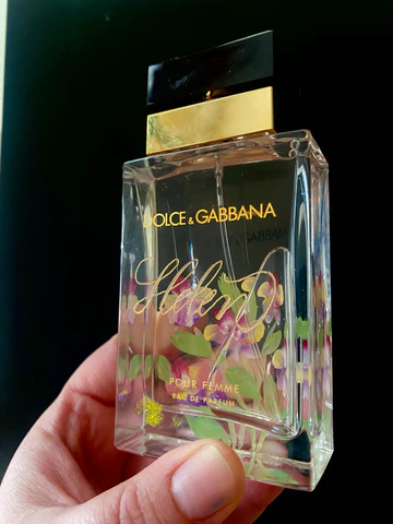 Allison Costlow Connecticut, New York City and Westchester Calligrapher & Engraver hand engraved fragrance dolce and gabbana