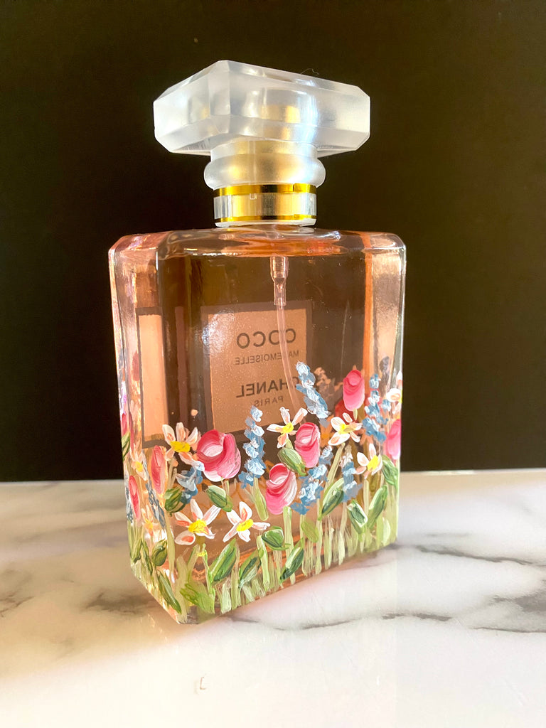 Allison Costlow Connecticut, New York City and Westchester Calligrapher & Engraver hand painted and hand engraved fragrance perfume coco chanel experiential marketing