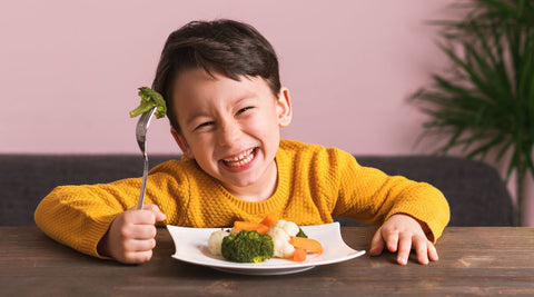 kid eat veggie