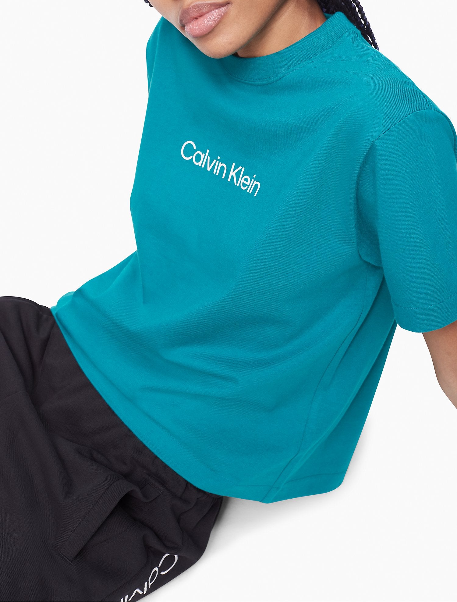 Calvin Klein Relaxed Fit Standard Logo Crewneck T-Shirt - Women