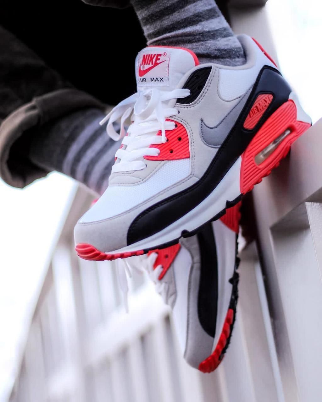 nike infrared