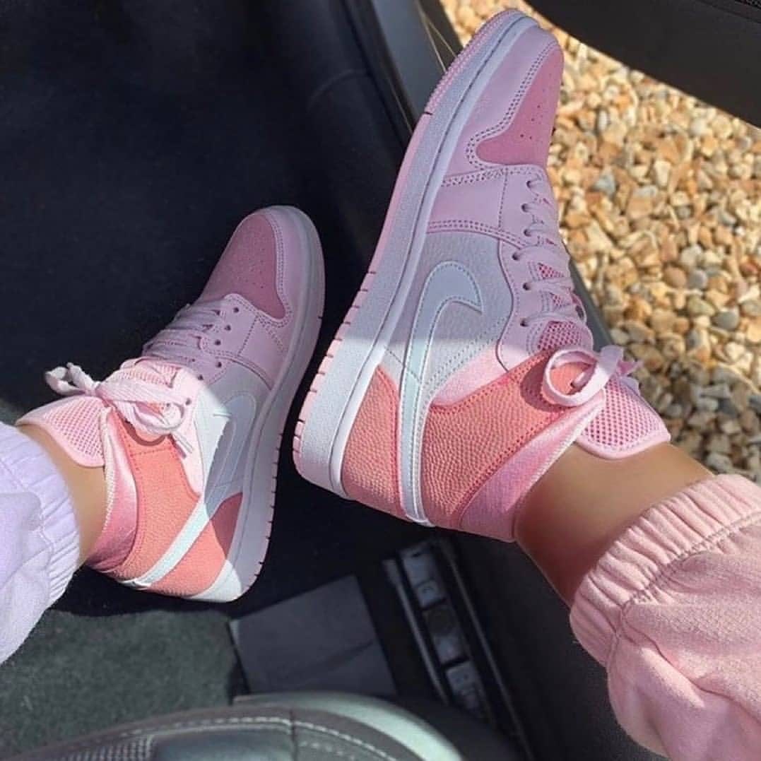 jordan 1 aesthetic pink