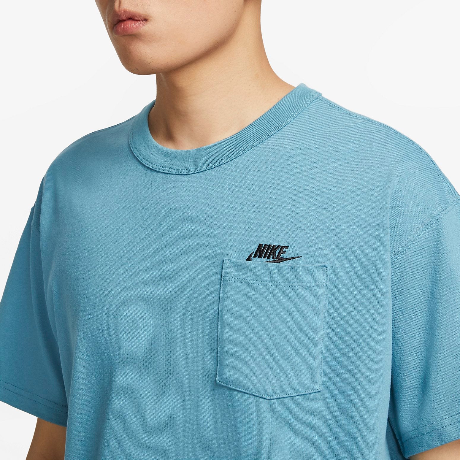 Nike Sportswear Premium Essentials T-shirt 'blue'