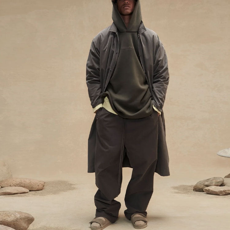 Essentials Fear Of God  Fw22 Relaxed Hoodie 'off Black'