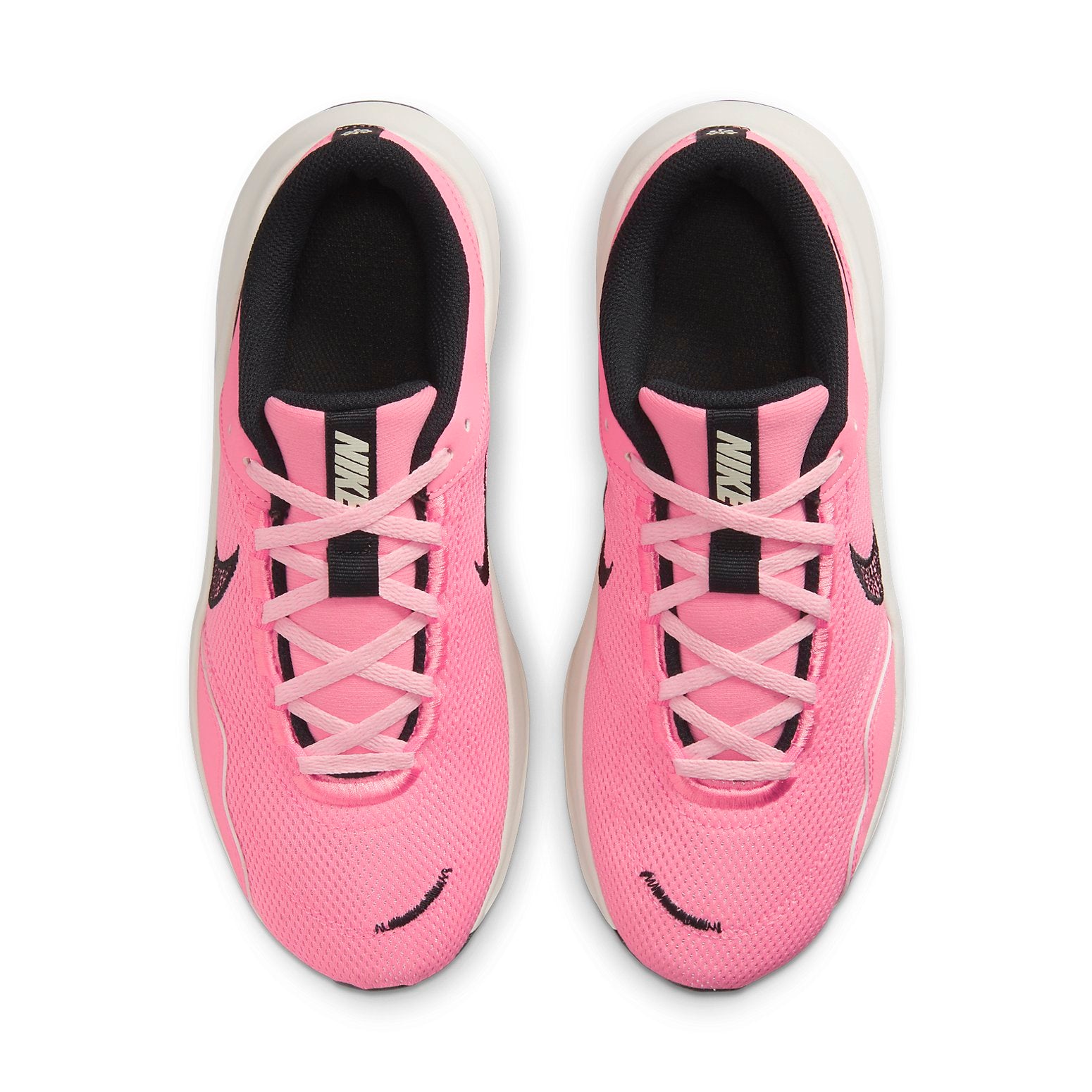 Nike (wmns)  Legend Essential 3 Next Nature 'coral Chalk'