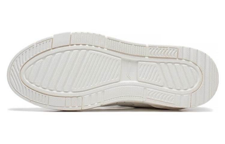 Li-ning (wmns)  Common 70s 'white'