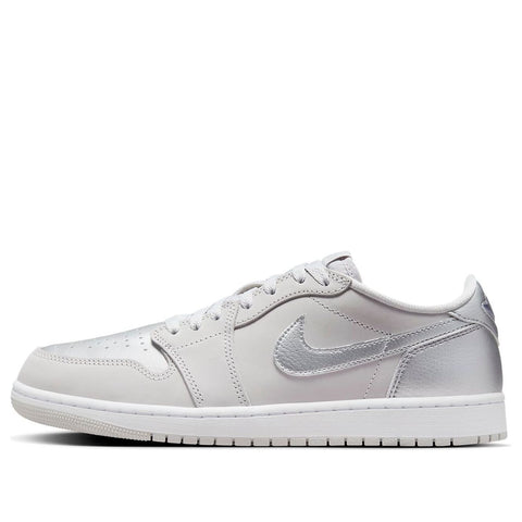 Air Jordan 1 Low OG “Metallic Silver”