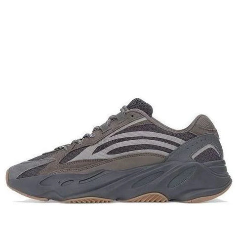 Adidas Yeezy Boost 700 V2