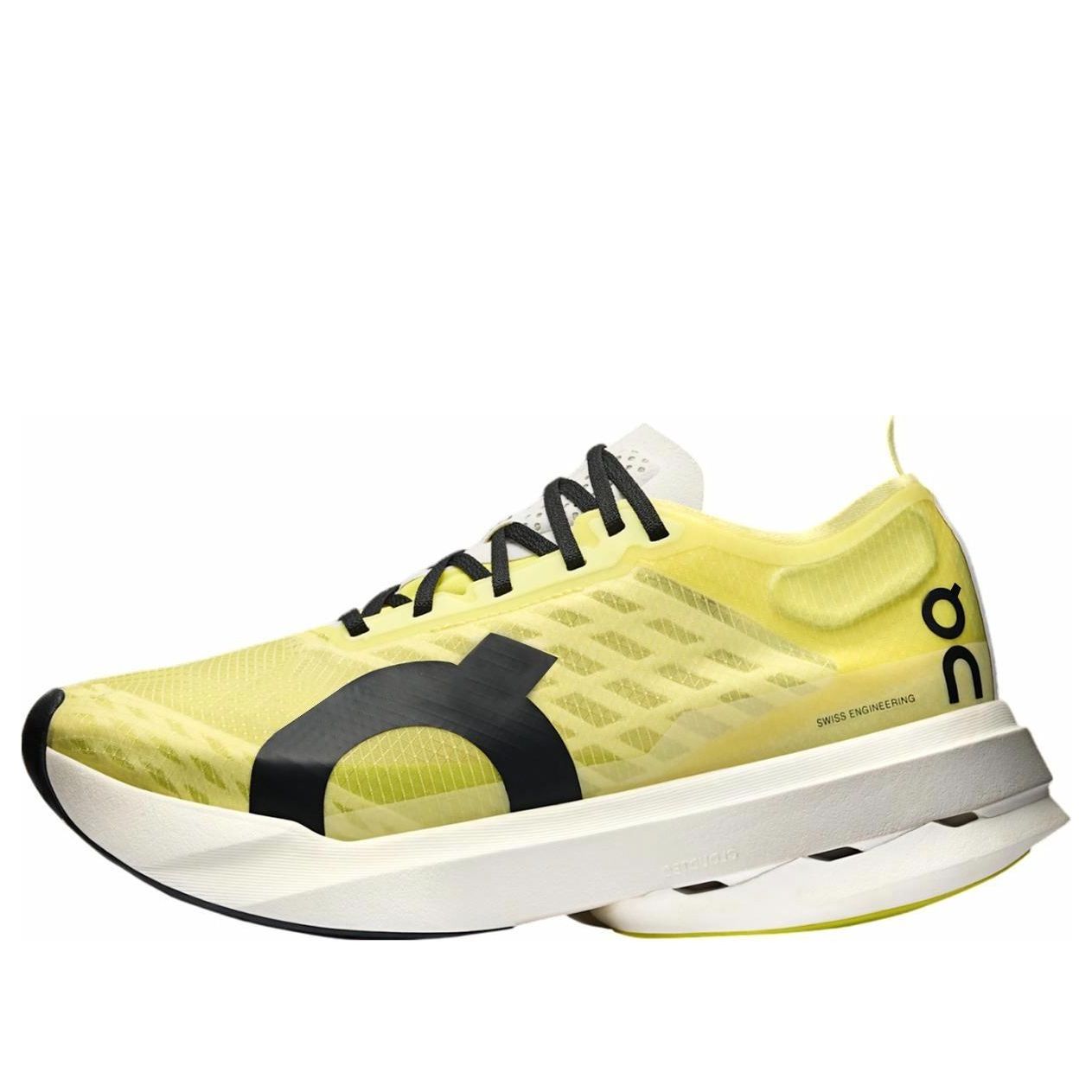 On Running (wmns) Cloudboom Strike 'limelight Wolf'