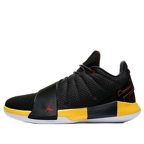 Air Jordan CP3 XI Taxi 11