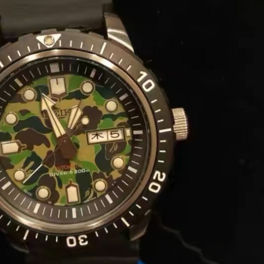 BAPE X SEIKO MECHANICAL DIVERS WATCH Crossover 1F23-182-940 - KICKS CREW