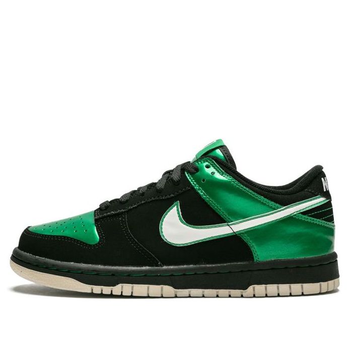 nike dunk low green lantern