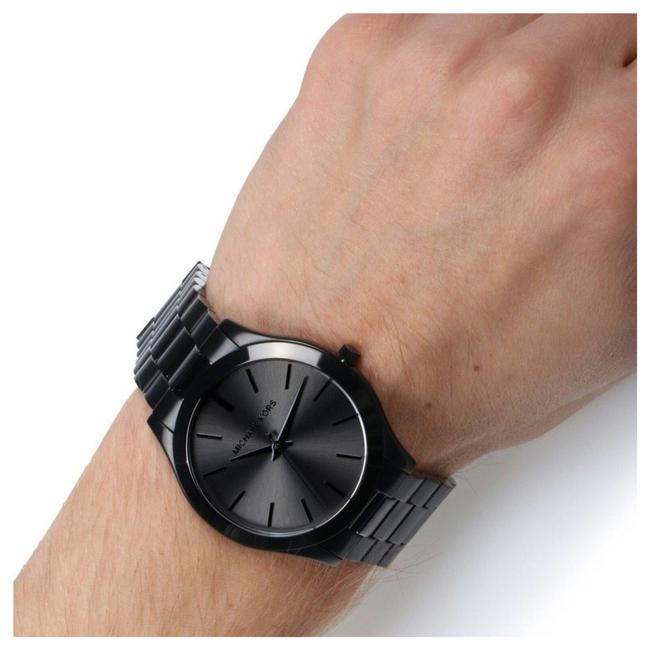 Michael Kors Slim Runway Black Dial Men's Watch MK8507 – The Watches Men &  CO