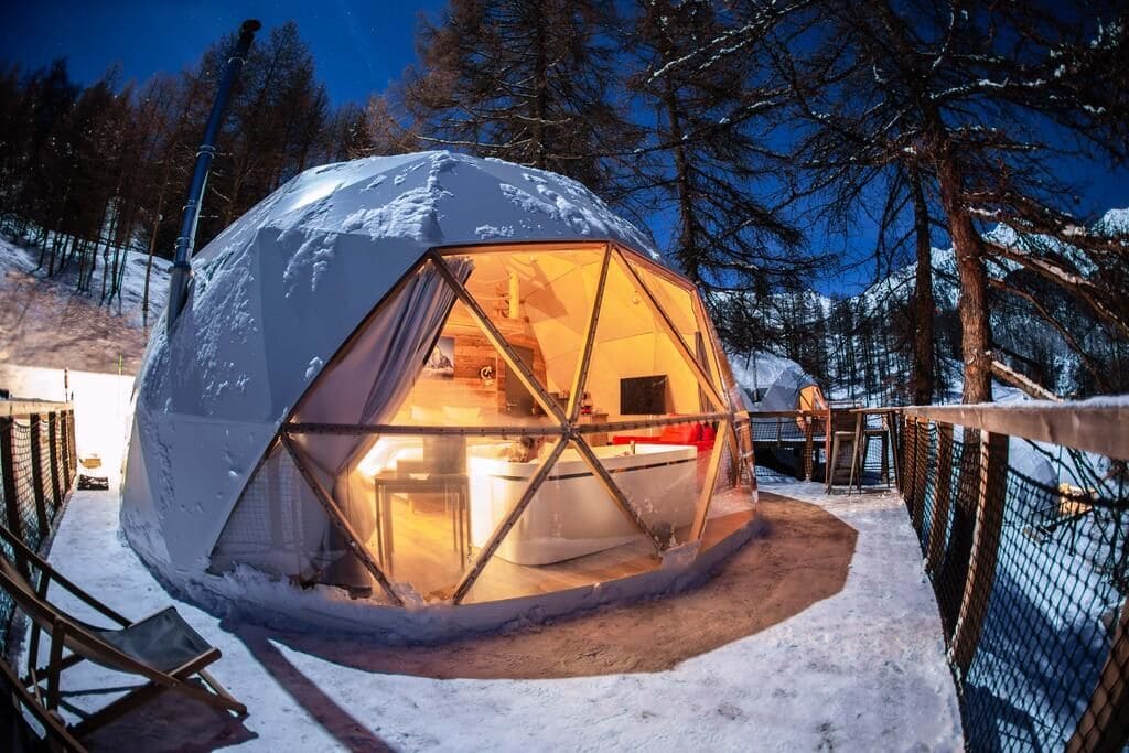 geodesic-dome-for-glamping