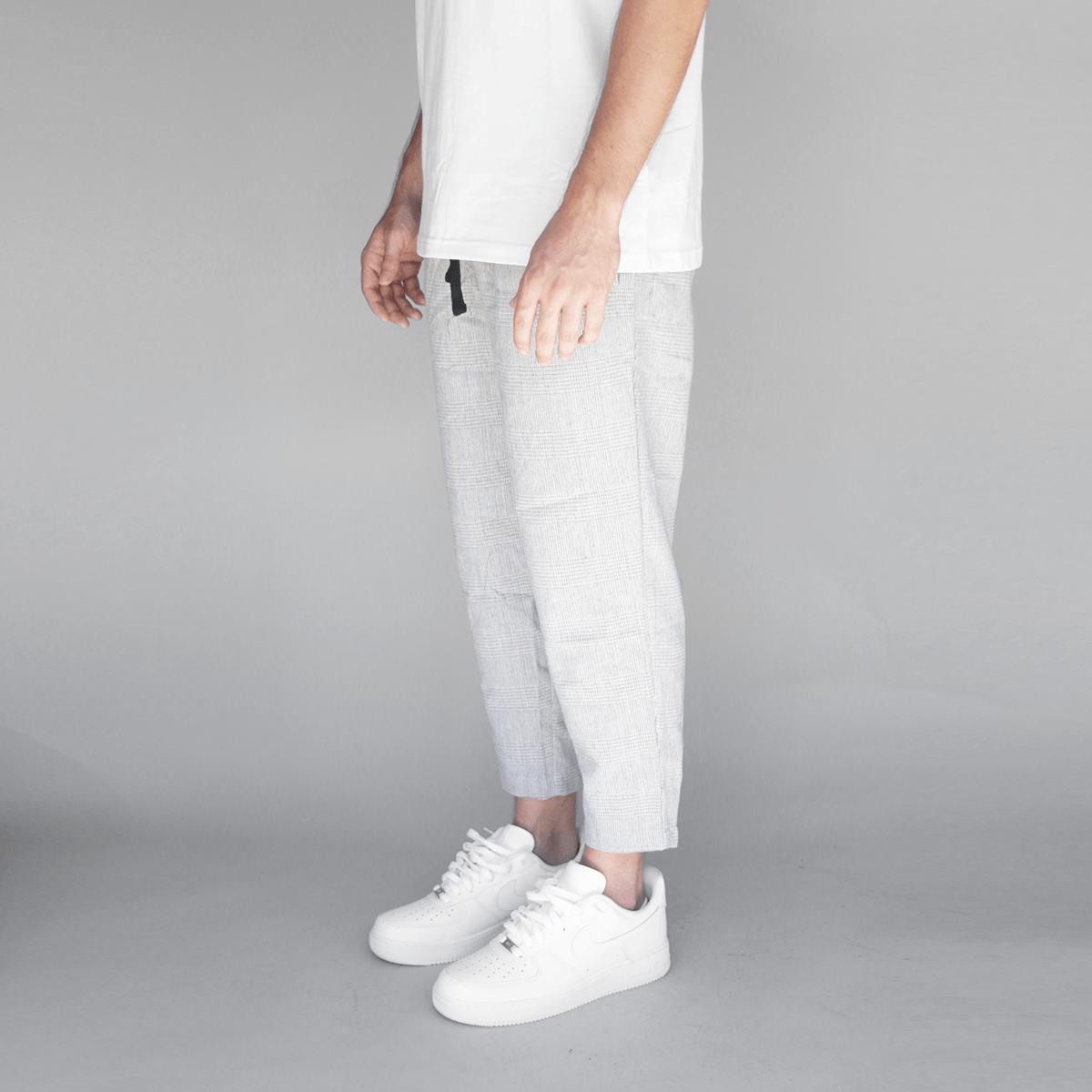 Check Woven Cropped Trouser - Grey/White (08.12.21 Release)