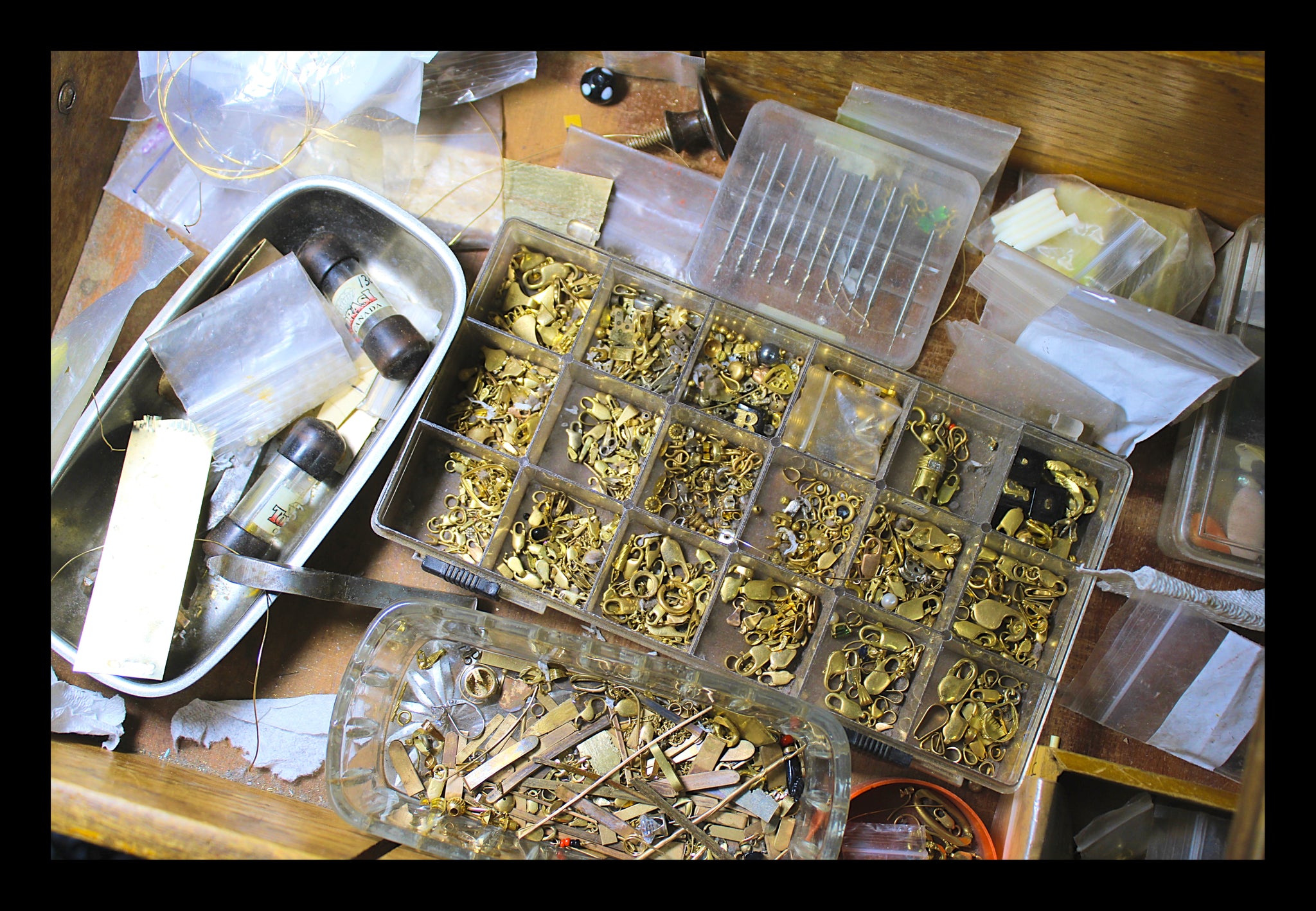 Assortment of gold jewelry pieces used for jewelry repair and new exclusive gold jewelry