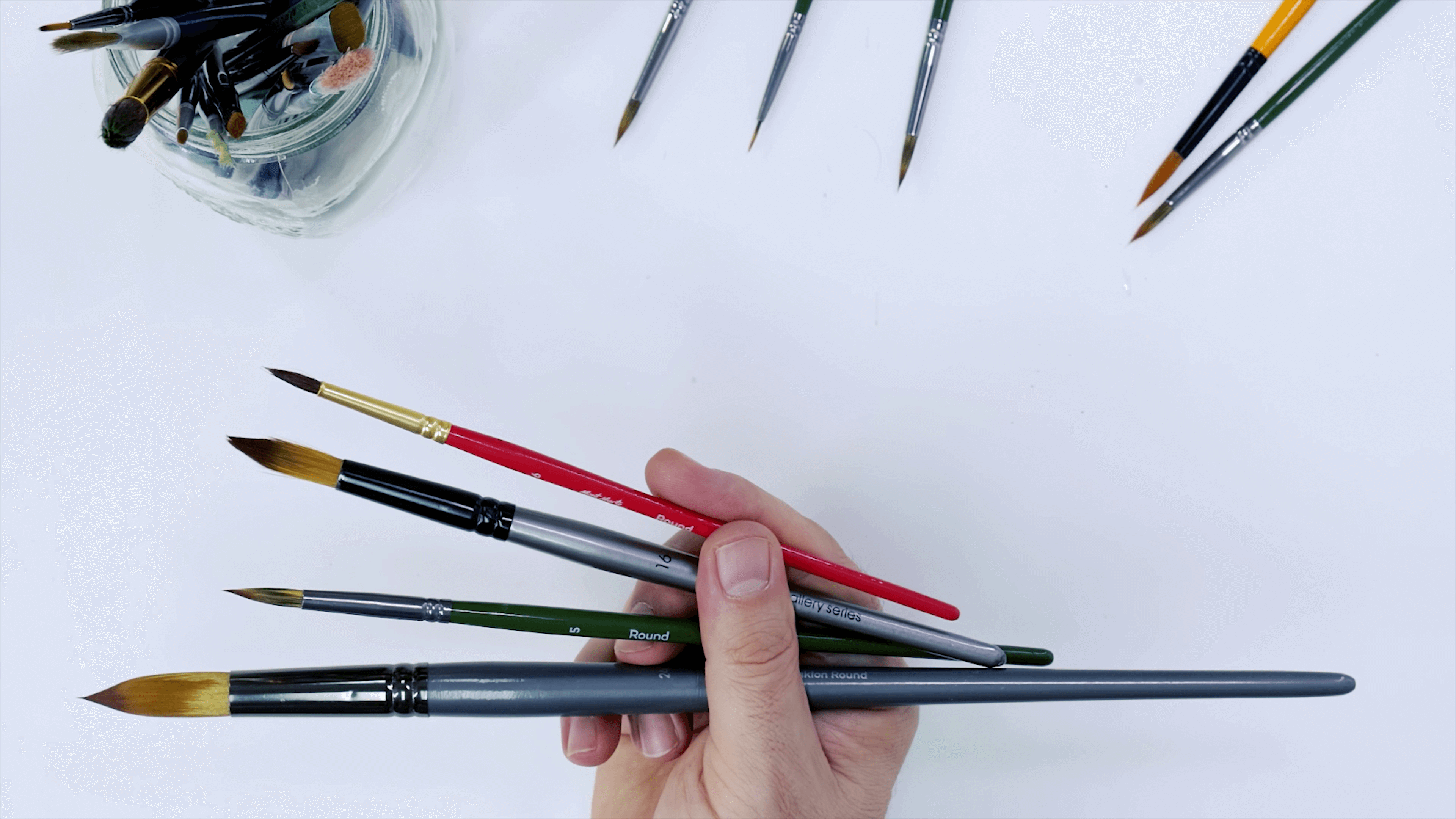 Type of Brushes for Acrylic Painting: A Guide for Beginners