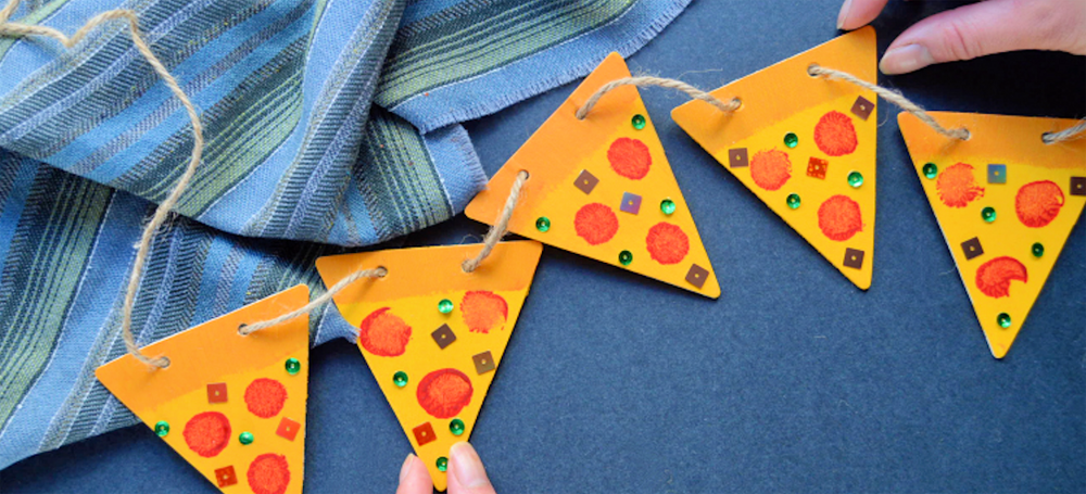 Pizza decorated paper bunting.