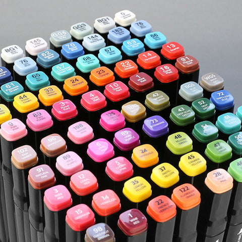 Un conjunto de marcadores profesionales en Foto de stock 2328709819