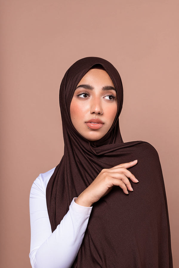  Tia Mode Premium Ribbed Jersey Hijab Scarf (Brown) 70inch L ×  27inch W inches (180cm × 70cm) : Clothing, Shoes & Jewelry