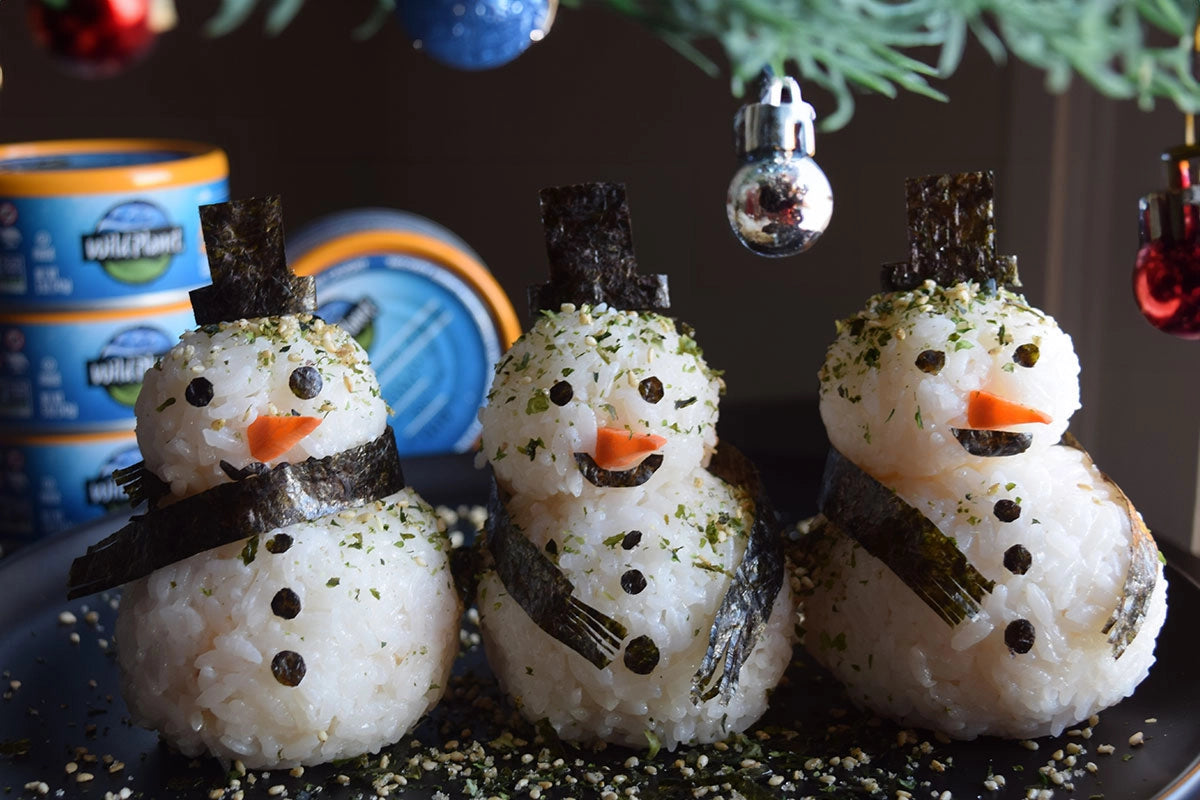 Snowmen Rice Balls (Jumeokbap) with Wild Planet canned tuna