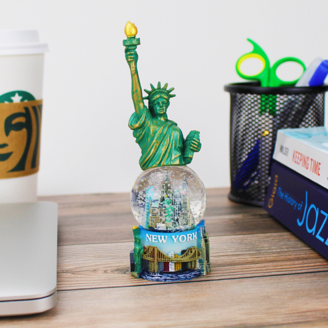 45MM Statue of Liberty Snow Globe | Statue of Liberty Souvenir