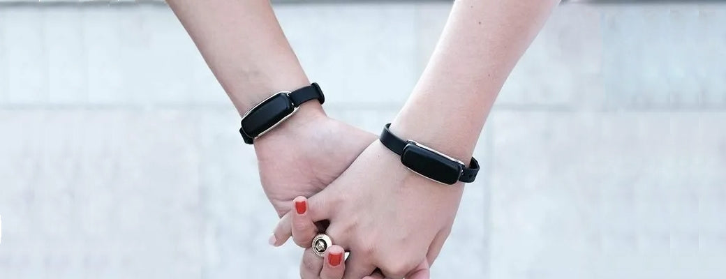 long-distance-touch-bracelets-valentines-gift-for-boyfriend-viraasi