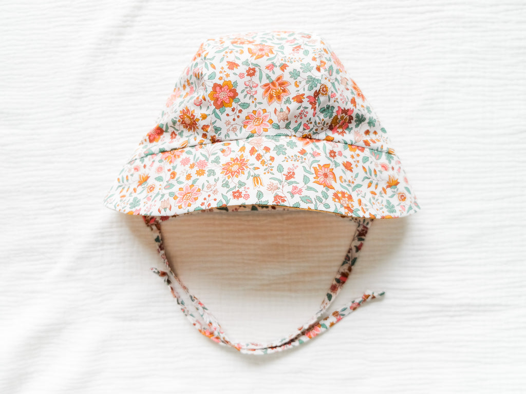 英國LIBERTY FABRICS歐式復古印花雙面穿戴嬰兒遮陽帽 - Grace Emily Bell｜LIBERTY FABRICS Reversible Vintage Baby Bonnet - Grace Emily Bell