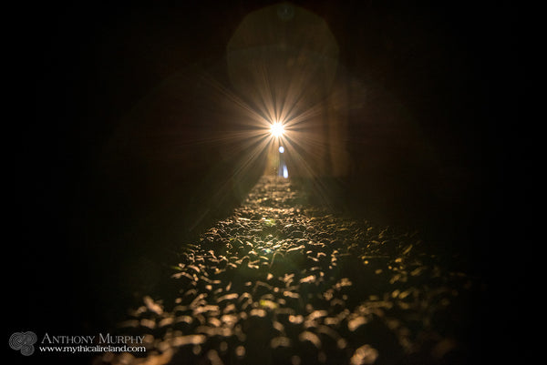 The light beam in the chamber of Newgrange