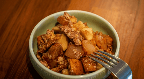 Baked Oatmeal Apples in bowl