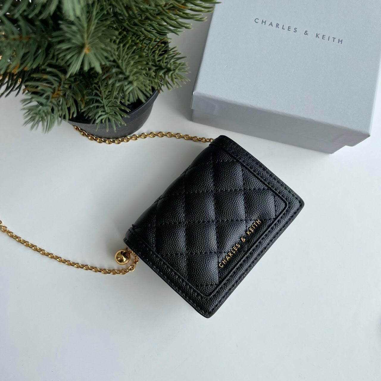 Túi Xách Charles  Keith Braided ChainHandle Quilted Evening Clutch  Black