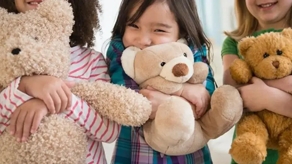 How to choose plush toys- child holding stuffed toy