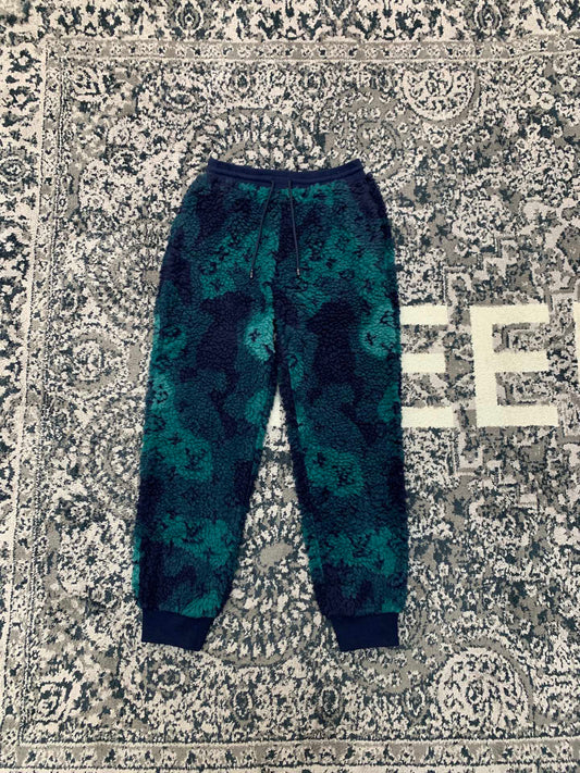 louis vuitton white monogram carpenter pants｜TikTok Search