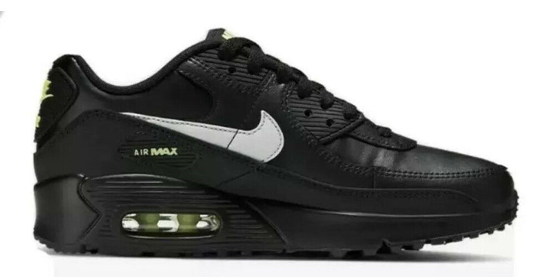 nike air max black size 5.5