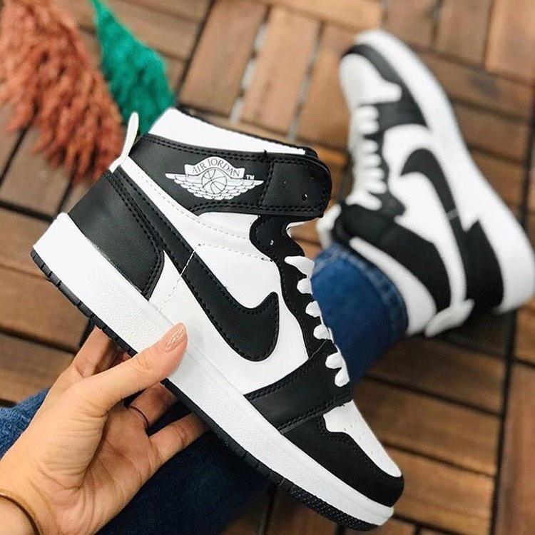 Custom Air Jordan 1 Black White