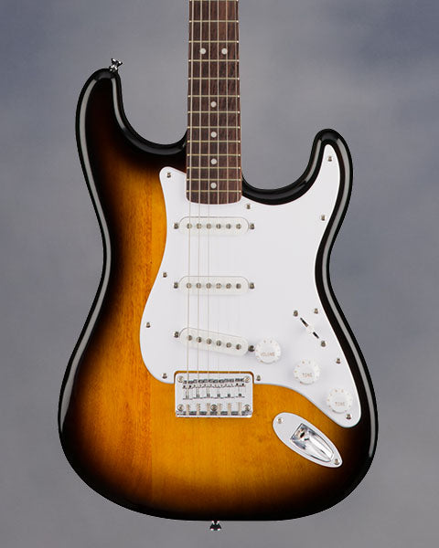 Squier Bullet Strat HT Laurel Fingerboard, Black - baileybrothers.com