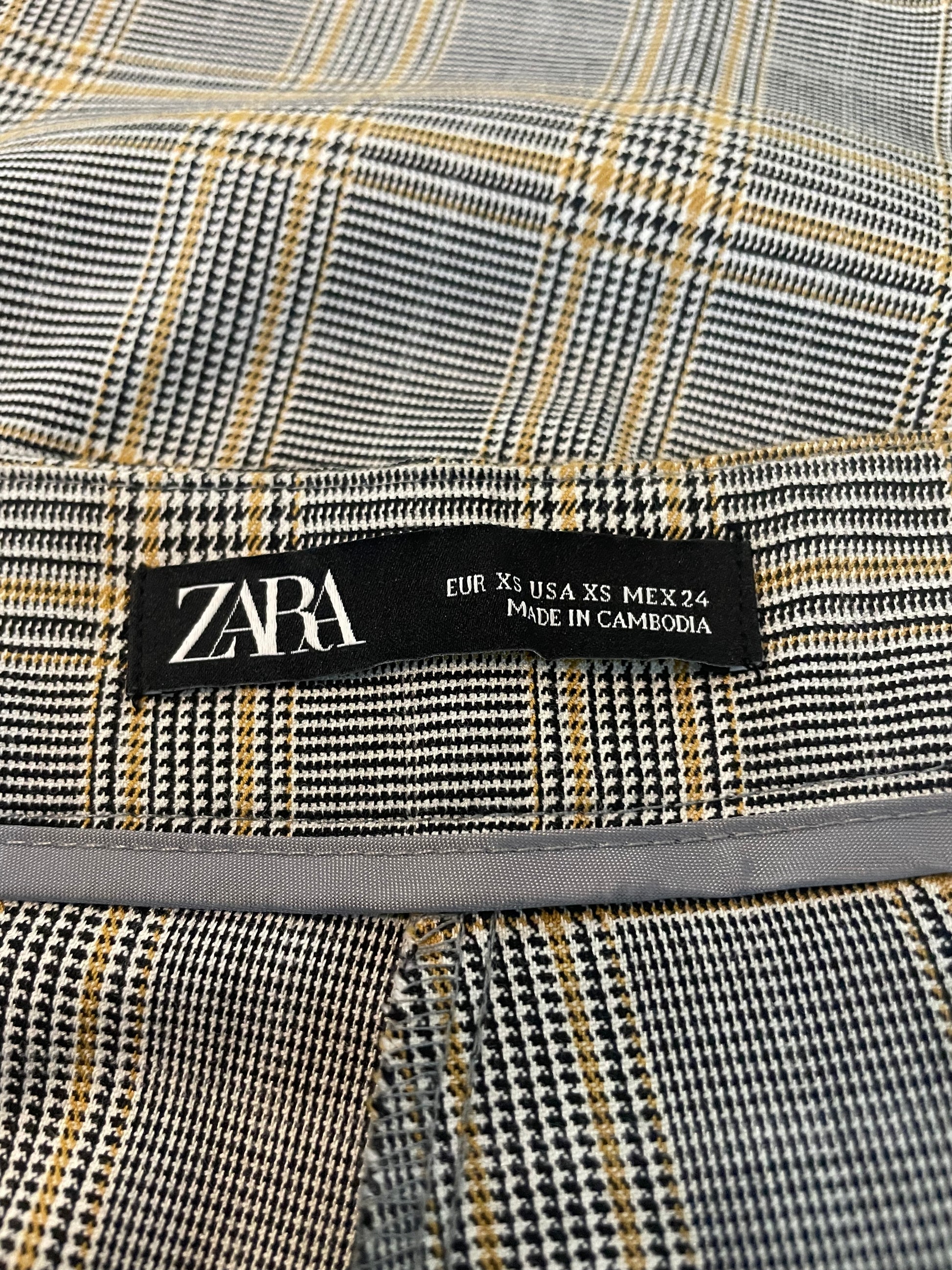 impulso Curiosidad que te diviertas Pantalon Zara Recto Cuadros Gris - Talla XS – The Preloved Shop