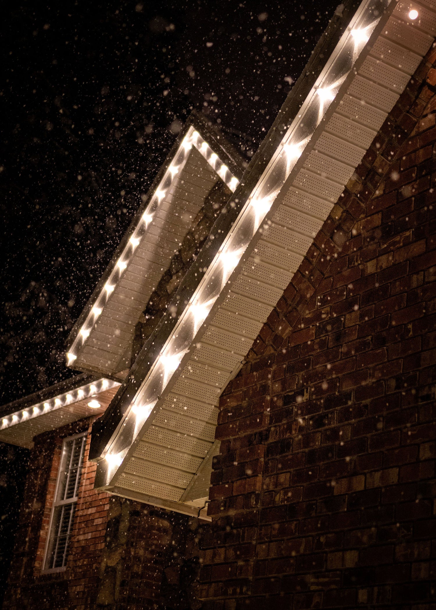 dancing snowflake projector light