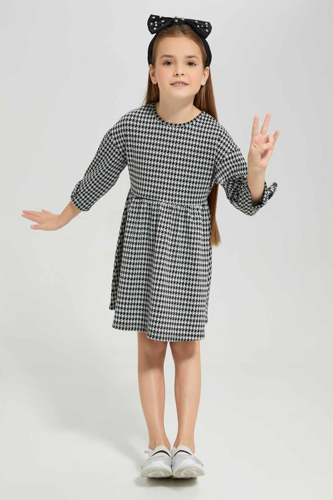 Buy Girls Black And White Houndstooth Dress for Girls 124057703 in Saudi  Arabia | REDTAG