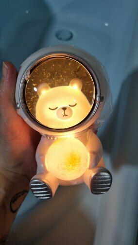 Astronaut Animal Lamp for space-themed decor6