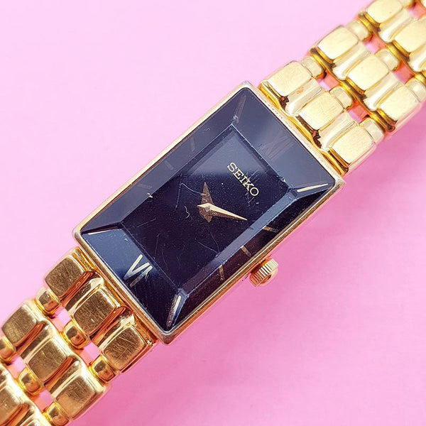 Pre-owned Rectangular Seiko Women's Watch | Luxurious Black Dial Watch –  Watches for Women Brands