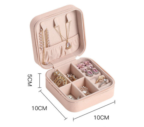 Jewelry box, jewelry box personalized for travel