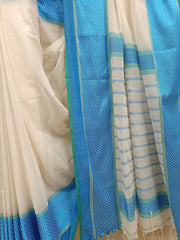 Off-White Soft Handloom Cotton Saree With Blue Border