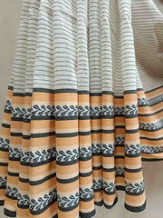 Off-White Black Soft Handloom Cotton Sarees Woven Border