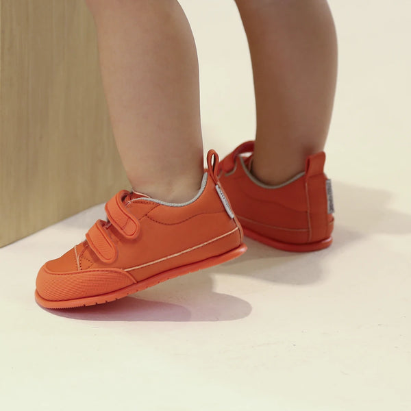 Tienda calzado respetuoso para bebés y sus primeros pasos